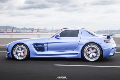 DarwinPRO 2010-2015 Mercedes Benz W197 SLS AMG BKSS Style Side Skirts & Fender