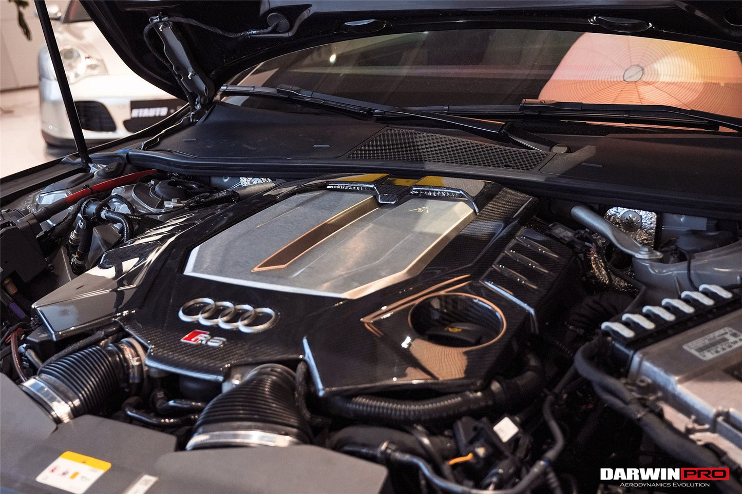 DarwinPRO 2019-UP Audi RS6 Avant C8 & RS7 C8 Quattro OEM Style Dry Carbon Fiber Engine Cover Replacement