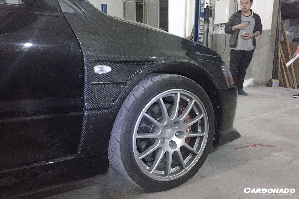 2003-2006 Mitsubishi Evo 7/8/9 D1 Style Carbon Fiber Fender - Carbonado