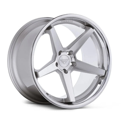 Ferrada FR3 Machine Silver / Chrome Lip wheel