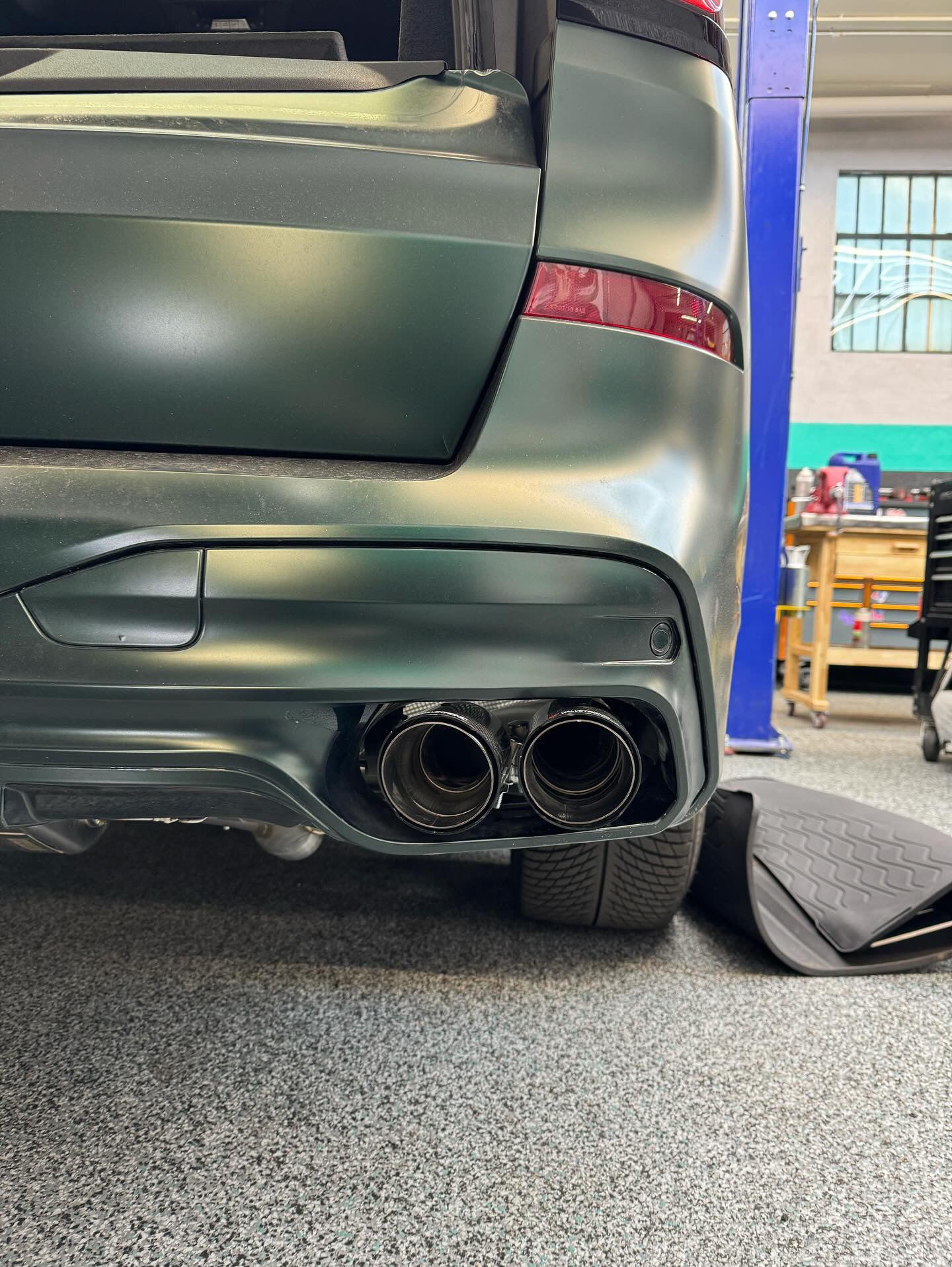 Valvetronic Design BMW Alpina XB7 / X7 M50i / X7 M60i  Valved Sport Exhaust System