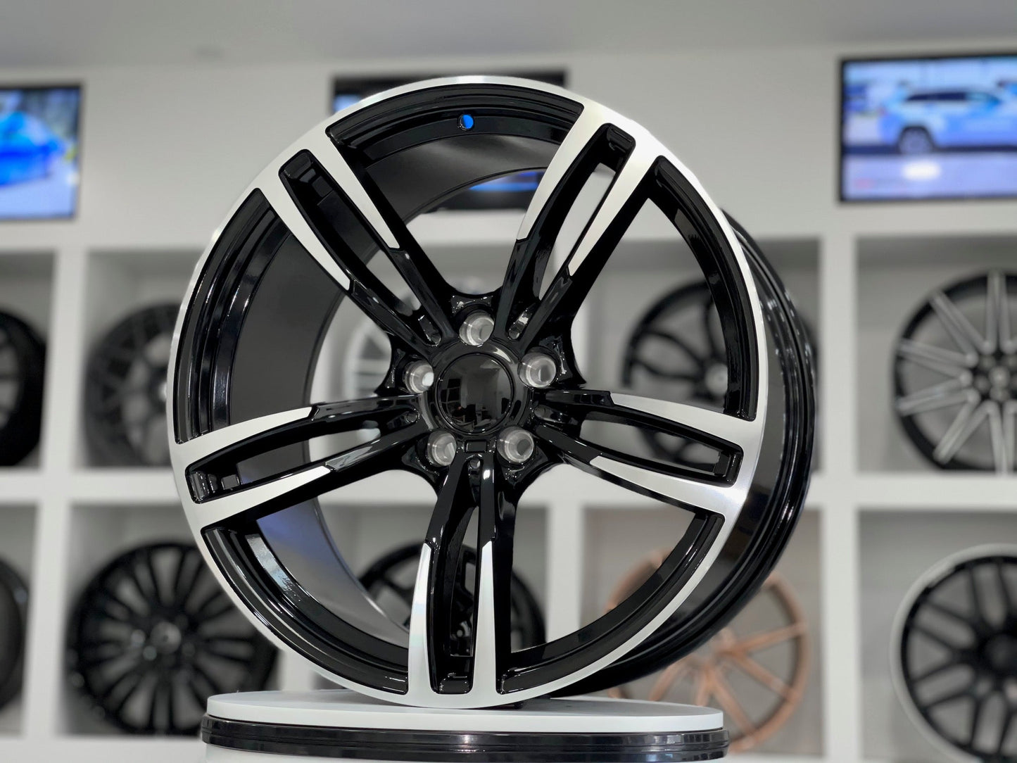 E1121 Black Machined Face 17x8 ET35 5x120 – (Square Set of 4)