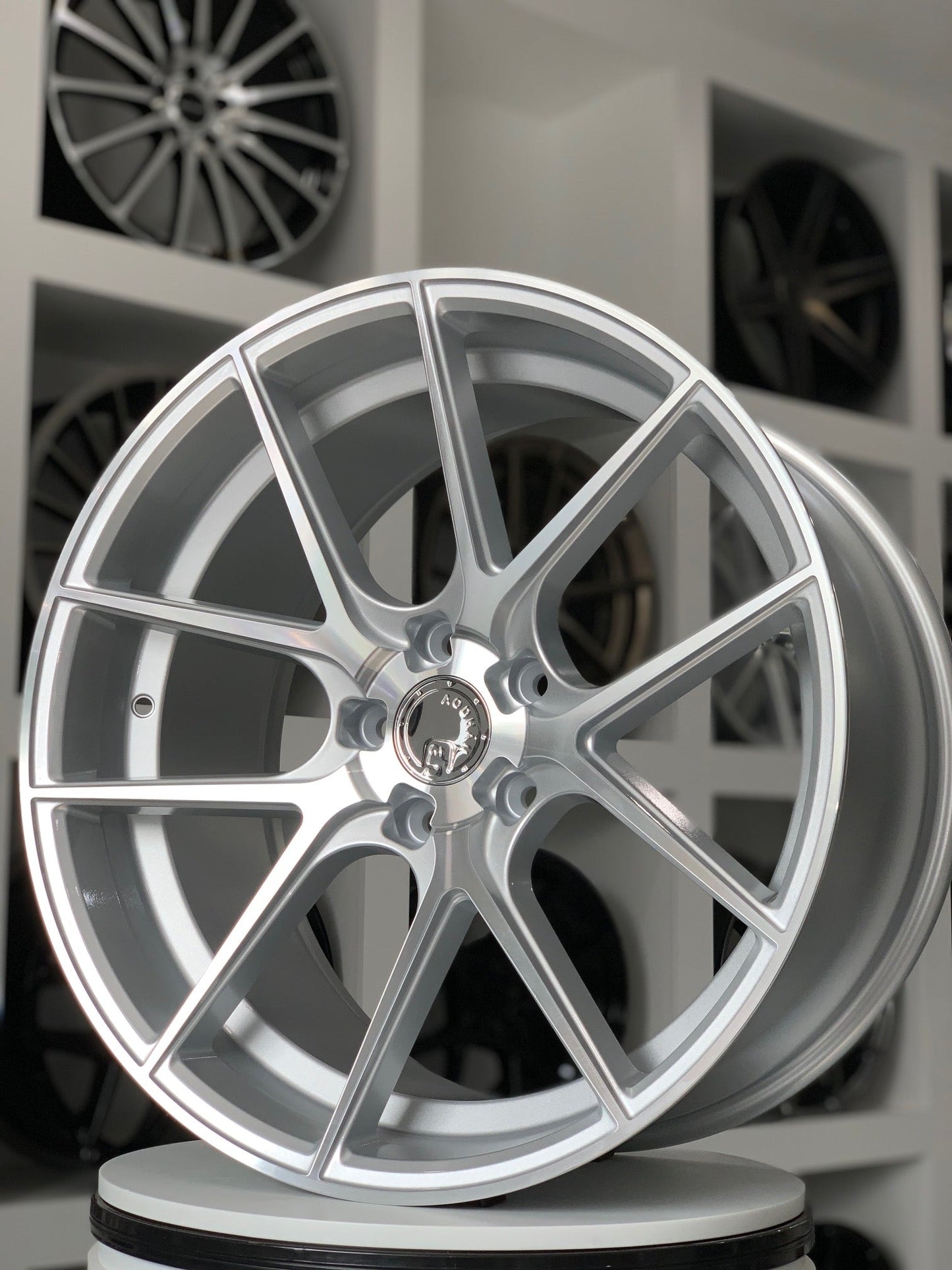 Aodhan AFF3 Gloss Silver Machined Face - 20x9 +30 5x120 (Square Set of 4)