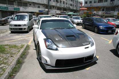 2003-2005 Nissan 350Z VT Style Hood - Carbonado