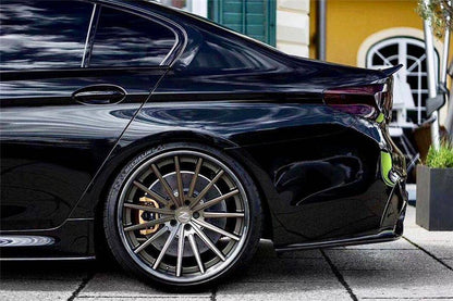 2018-2023 BMW F90 M5 D3 Style Carbon Fiber Rear Lip w/ Caps - Carbonado Aero