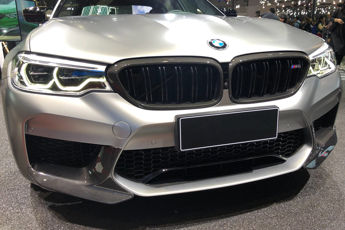 2018-2020 BMW F90 M5 And Competition MP Style Carbon Fiber Front Splitters (NOT LCI) - Carbonado Aero
