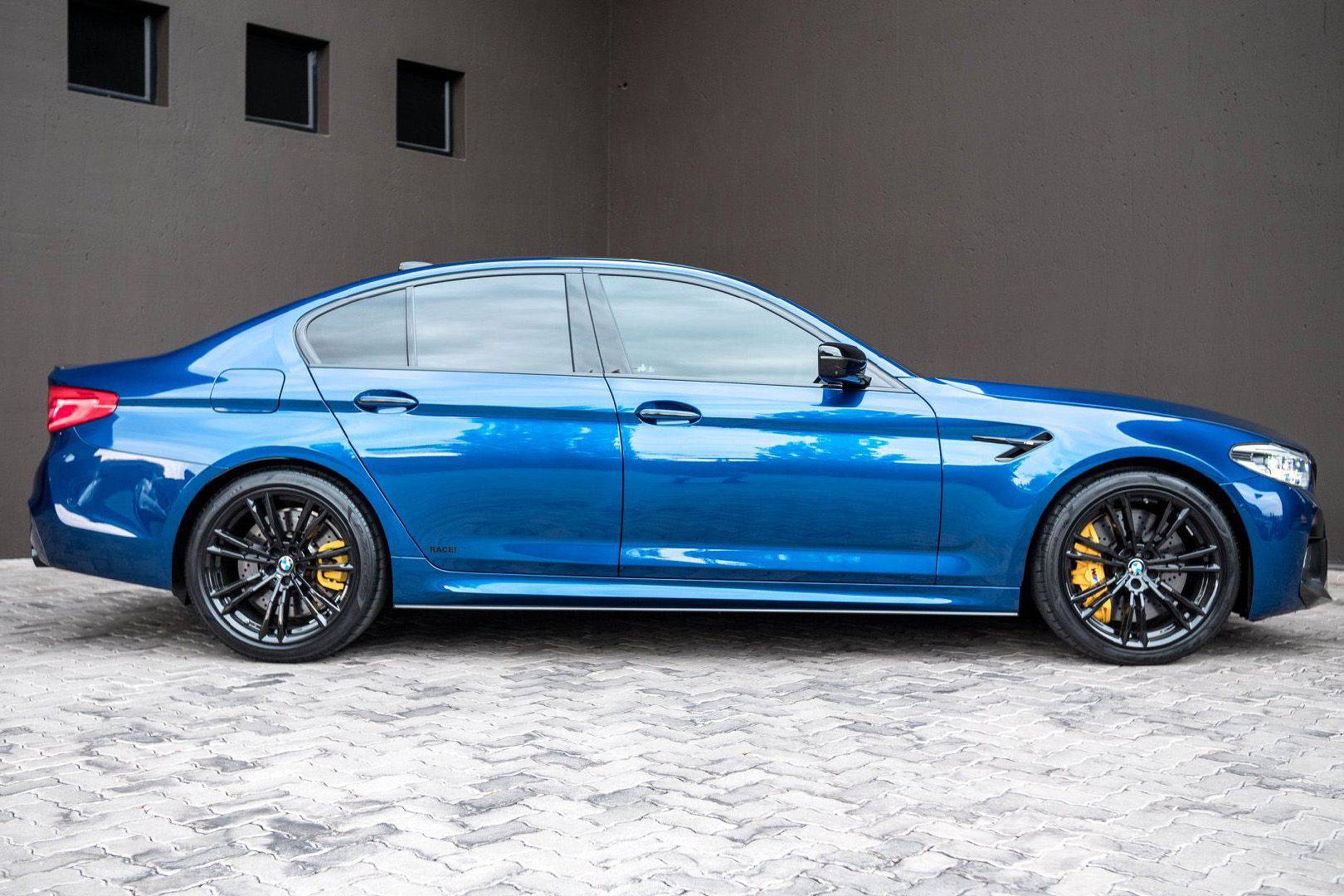 2018-2023 BMW F90 M5 MP Style Carbon Fiber Side Skirts - Carbonado