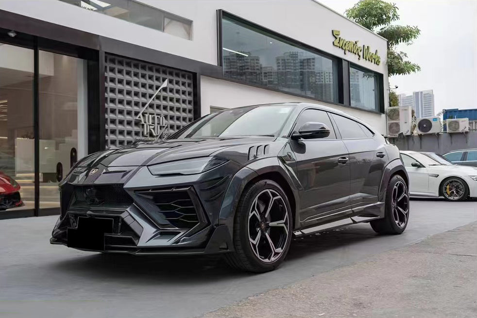 2018-2022 Lamborghini URUS MS Style Wide Body Kit With Exhaust System - Carbonado