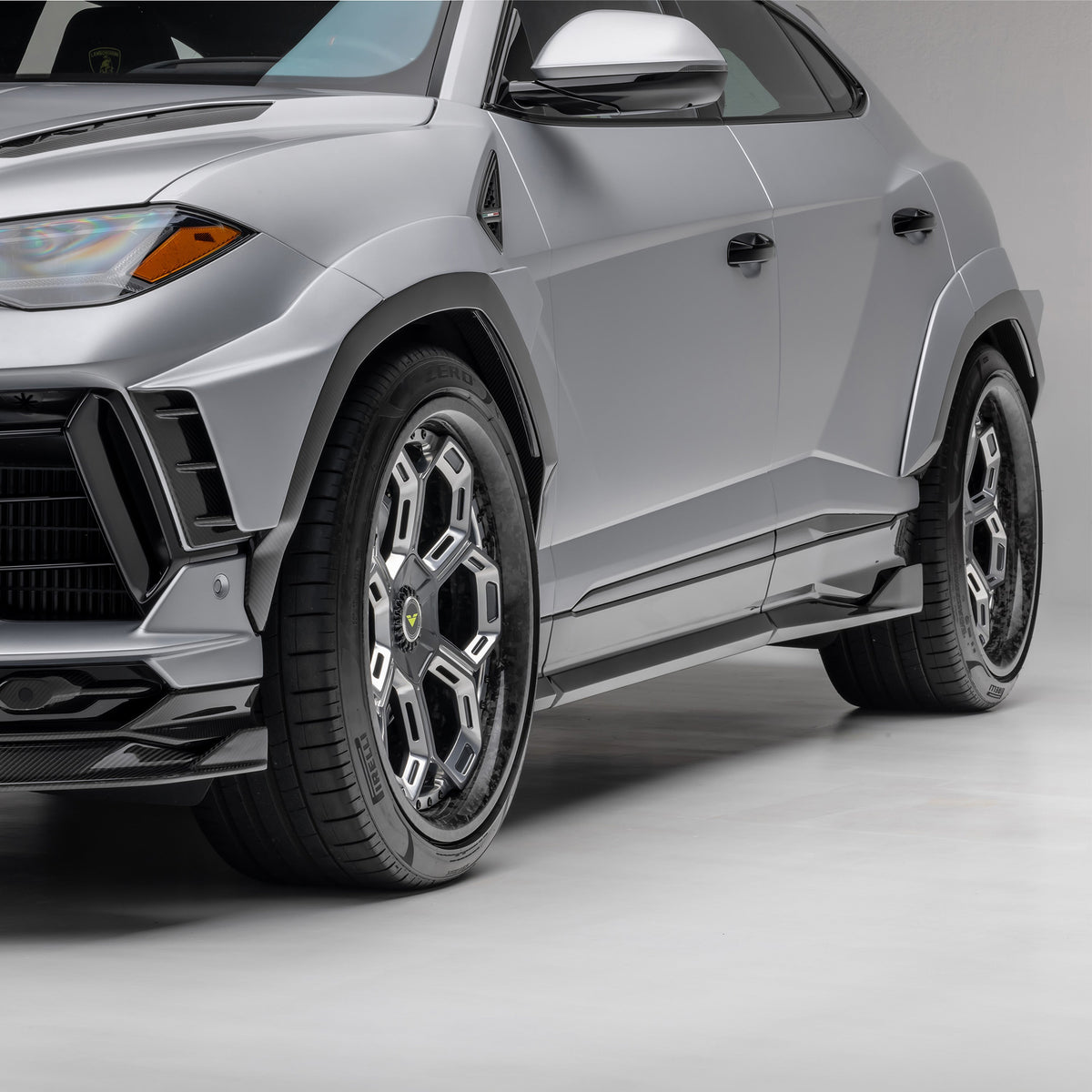 Vorsteiner Lamborghini Urus Performante Edizione Aero Fender Flares (Not Compatible if Canards 2027LOV are selected)