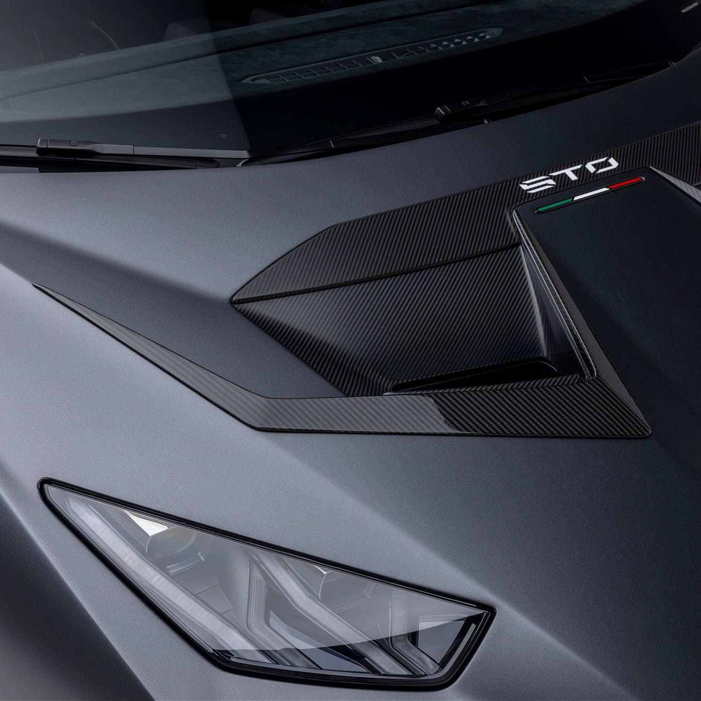 Huracan STO Aero Hood Ducts Carbon Fiber