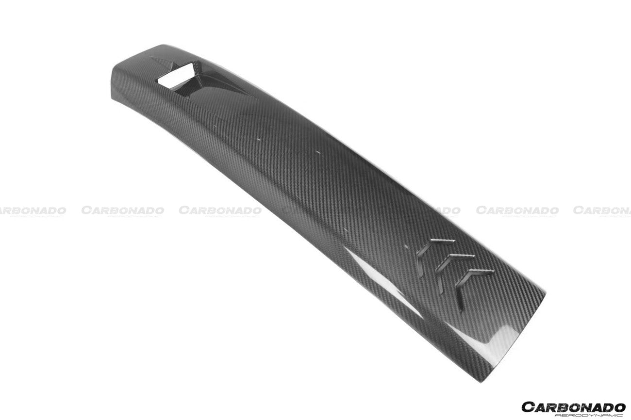 2020-UP Maserati MC20 SVD Style Dry Carbon Fiber Roof Scoop - Carbonado