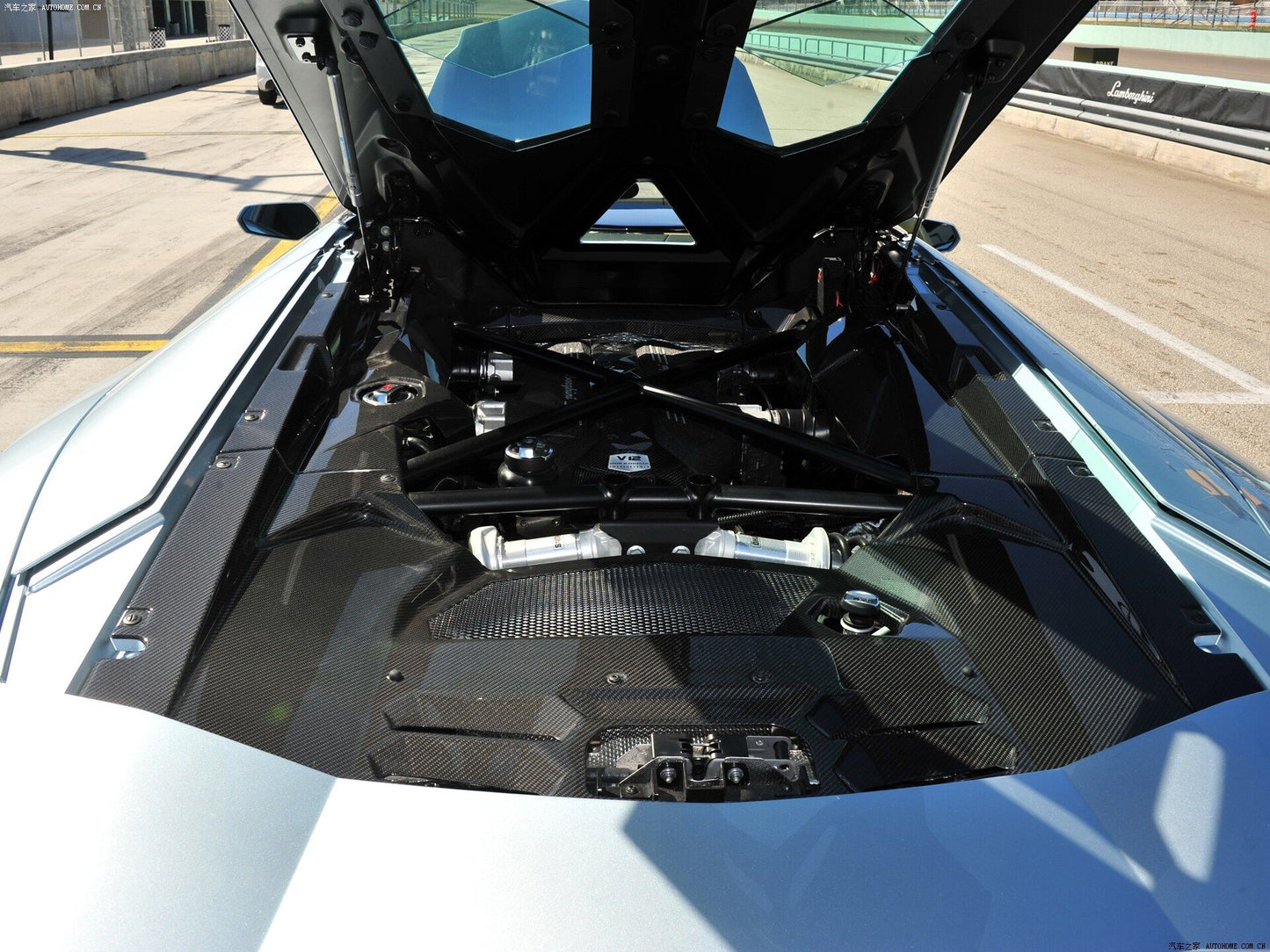 2011-2016 Lamborghini Aventador LP700 Coupe Carbon Fiber Engine Bay side Panels Land R Covers Repalcement