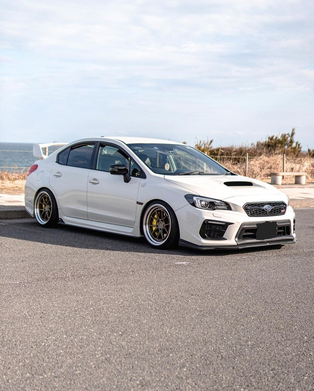 Aodhan DS08 Bronze w/Machined Lip - 18x9.5 +30 5x114.3 (Square Set of 4)