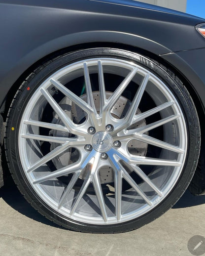 22" Road Force RF13 Silver Machine Face 5x114.3 ( Staggered Setup ) ( Set of 4 )