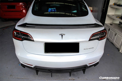 2017-2023 Tesla Model 3 VRS Style Carbon Fiber Trunk Spoiler
