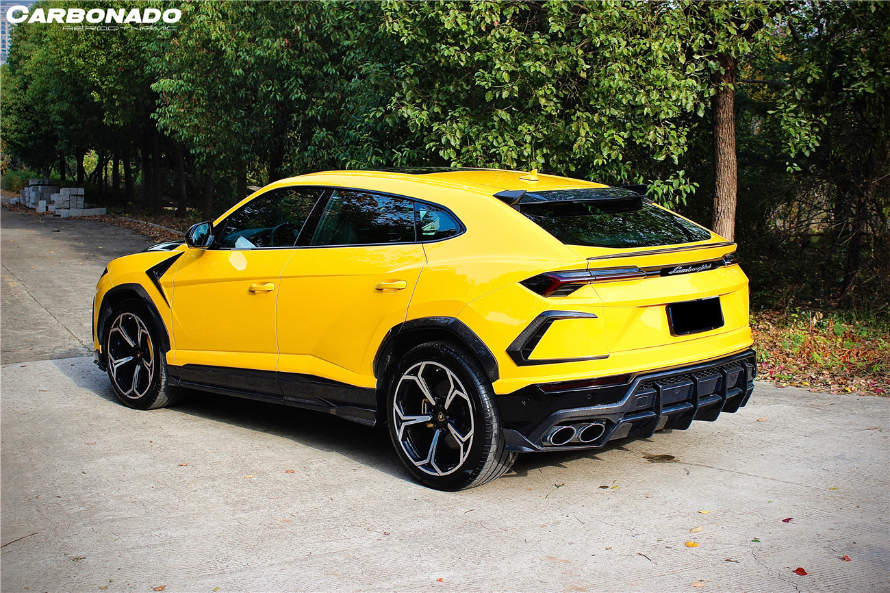 2018-2022 Lamborghini URUS TC Style Dry Carbon Fiber Rear Bumper Vents - Carbonado