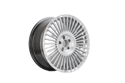 E042 Hyper Silver 19x8.5 ET30 / 19x9.5 ET35 5x112 — Staggered Set of 4