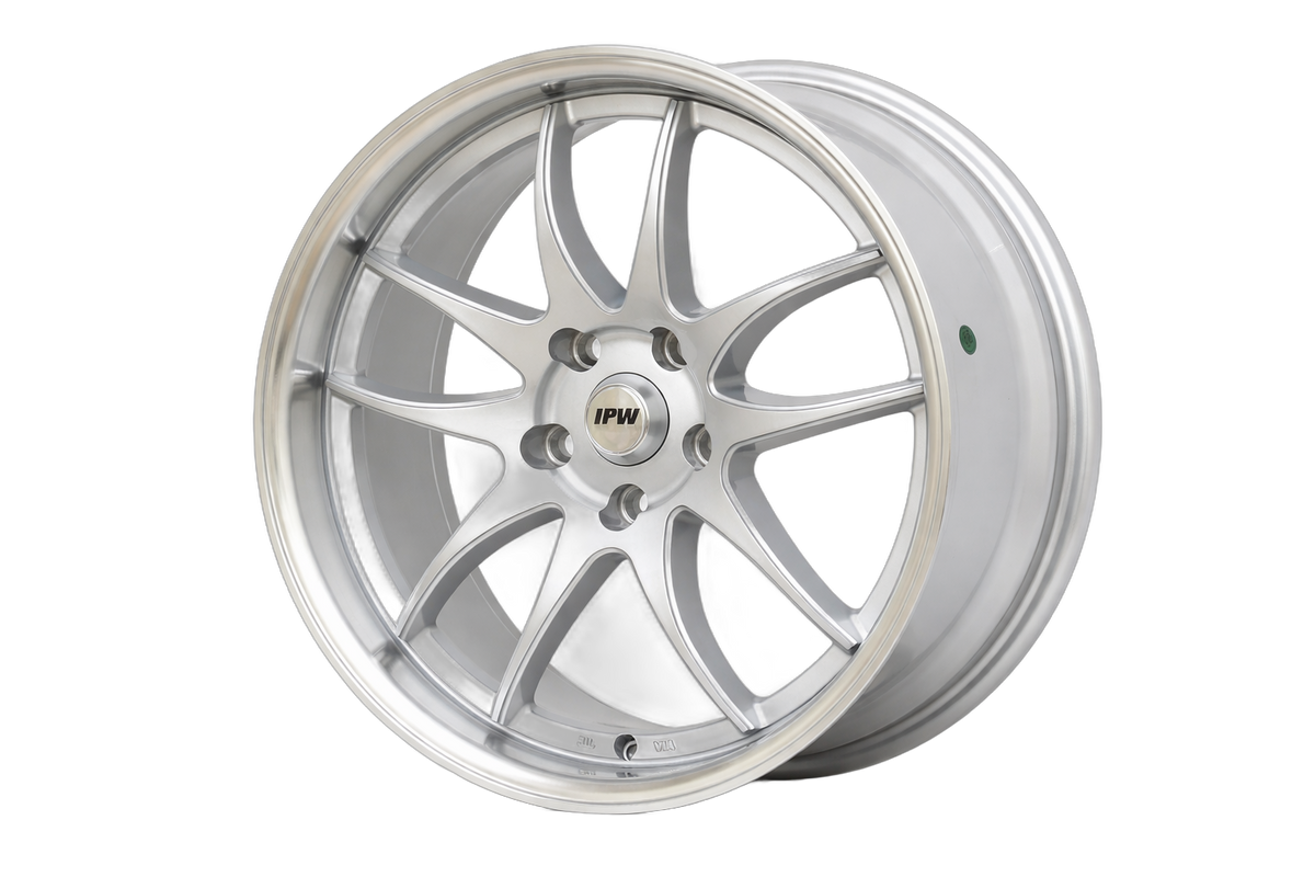 E501 Silver Machined Lip 18x8.5 ET35 / 18x9.5 ET22 5x114.3 — Staggered Set of 4