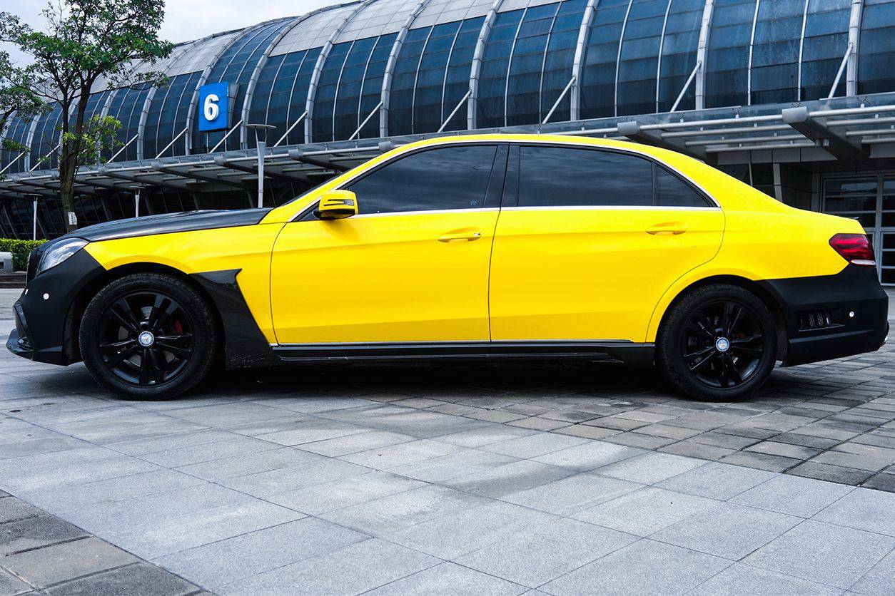 2014-2016 Mercedes Benz E Class W212 WD Style Side Skirts - Carbonado