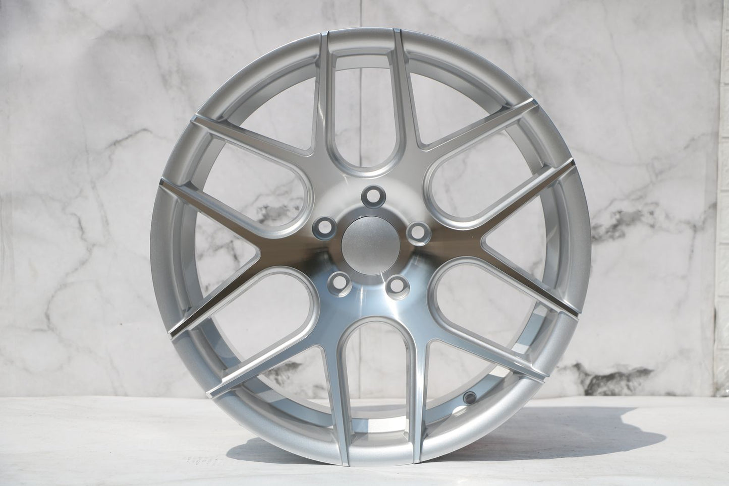 E001 Silver Machined Face 18x8.0 ET35 5x112 - Square Set (4 Wheels)