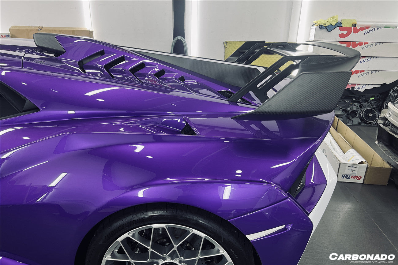 2021-UP Lamborghini Huracan STO Dry Carbon Fiber Engine Room Vent - Carbonado