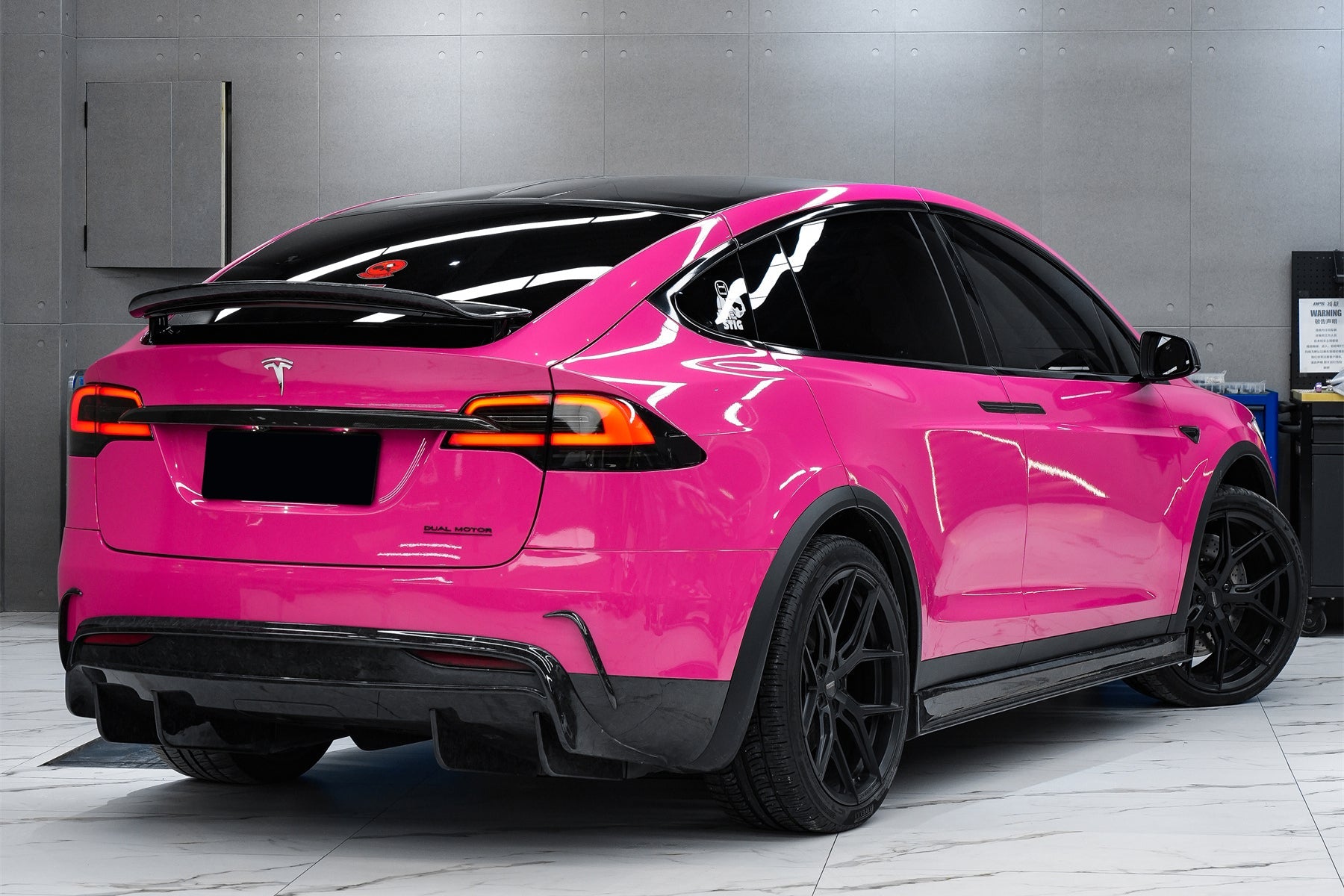 2019-2021 Tesla Model X SUV RZS Style Carbon Fiber Rear Diffuser - Carbonado