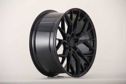 E061 Gloss Black 19in Staggered Set 8.5 ET35 / 9.5 ET38 5.114 (4 Wheels)
