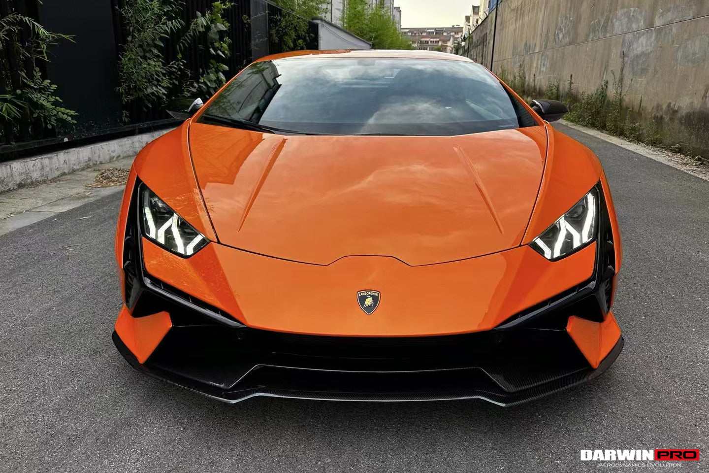 2015-2019 Lamborghini Huracan LP610 & LP580 Convert Tecnica Style Full Body Kit