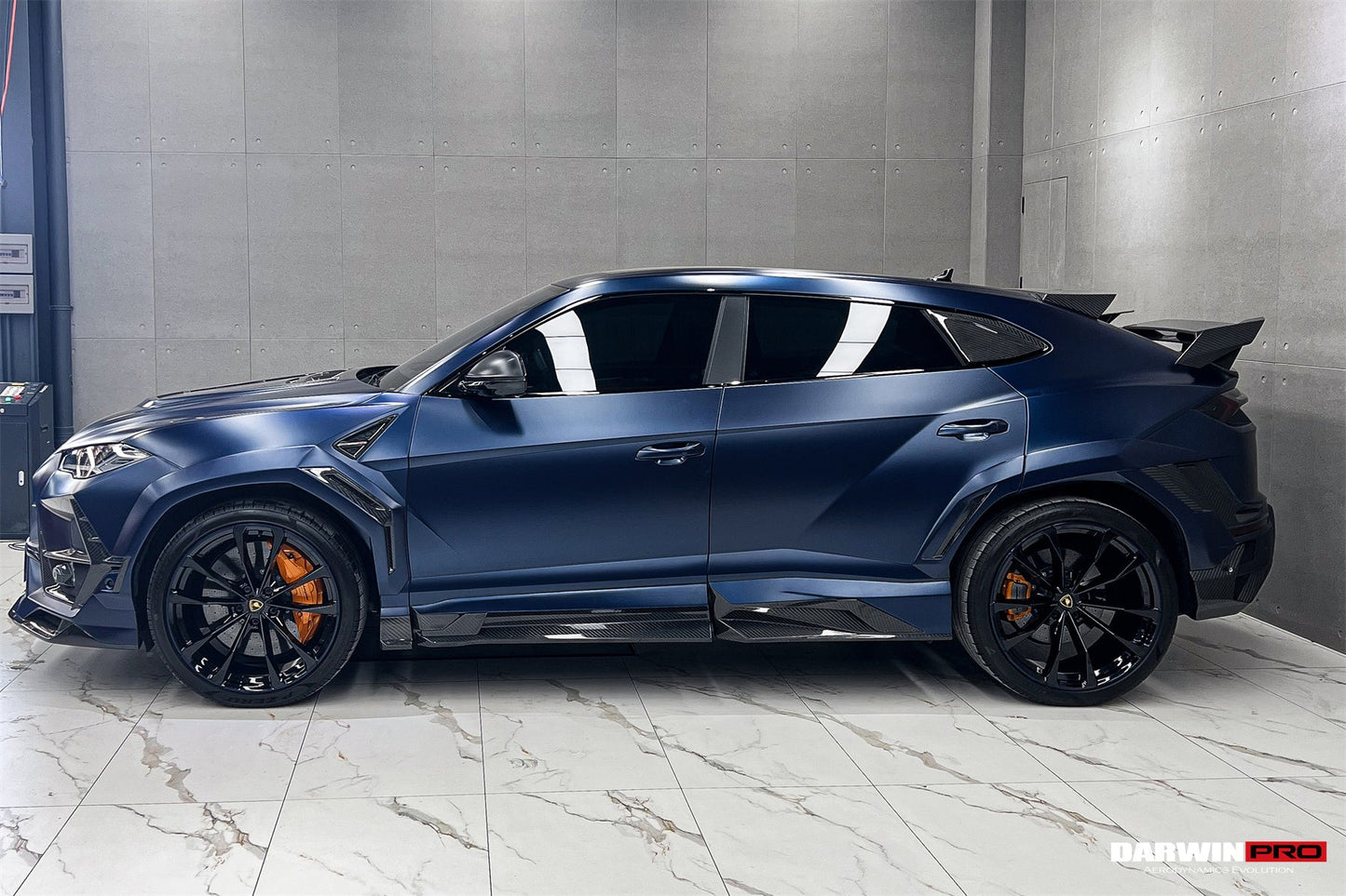 DarwinPRO 2018-2025 Lamborghini URUS BKSS Carbon Fiber Side Quarter Window Scoops | Fits URUS, S, Performante