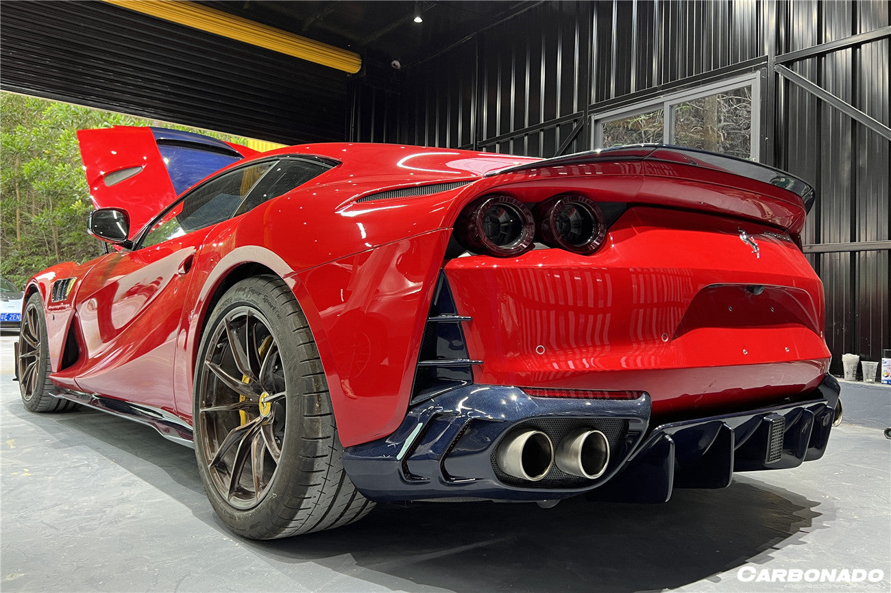 2018-UP Ferrari 812 Superfast /GTS MSY Style Side Skirts - Carbonado