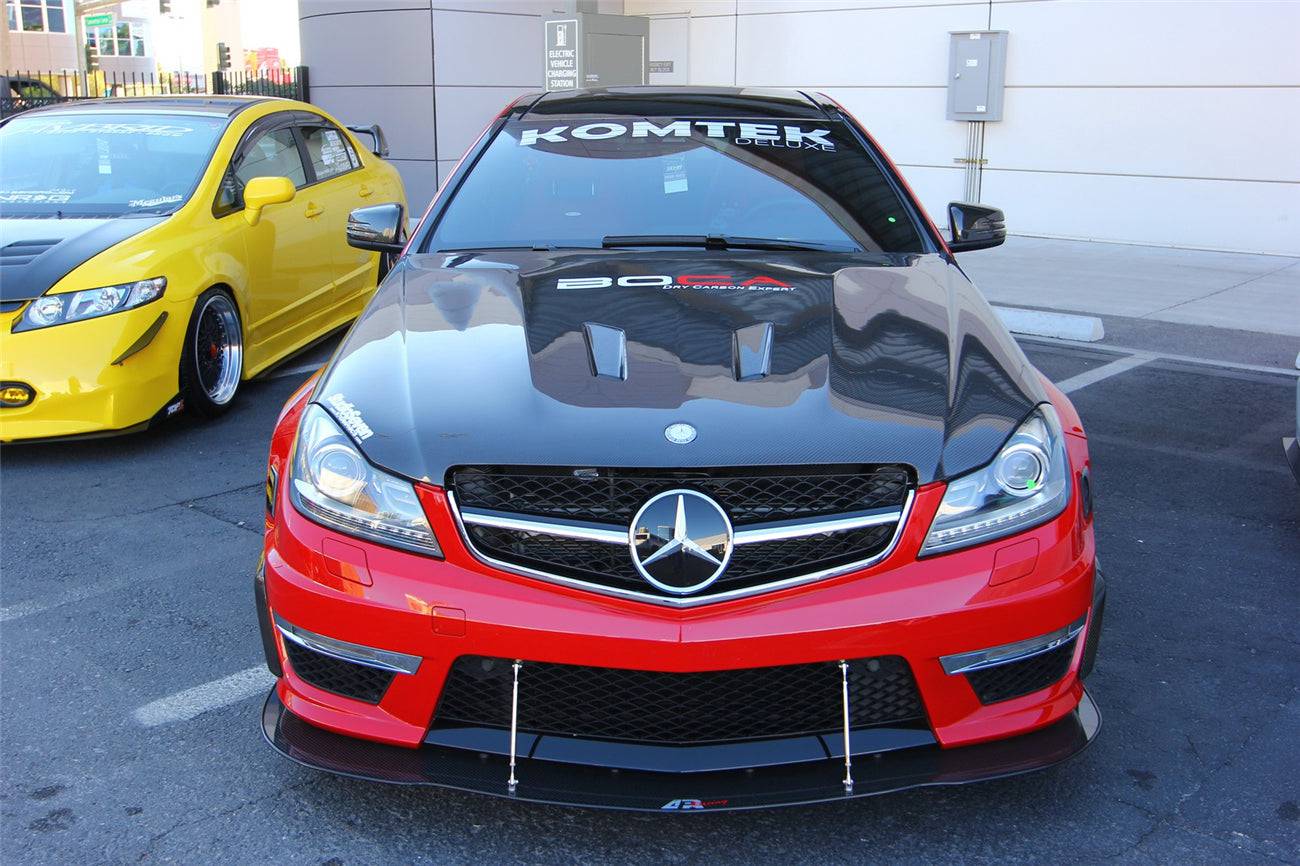 2012-2014 Mercedes Benz W204 C63 AMG BK Style hood - Carbonado