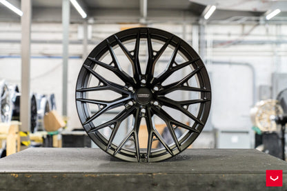 Vossen HFX6 Satin Black wheel — complete wheel view