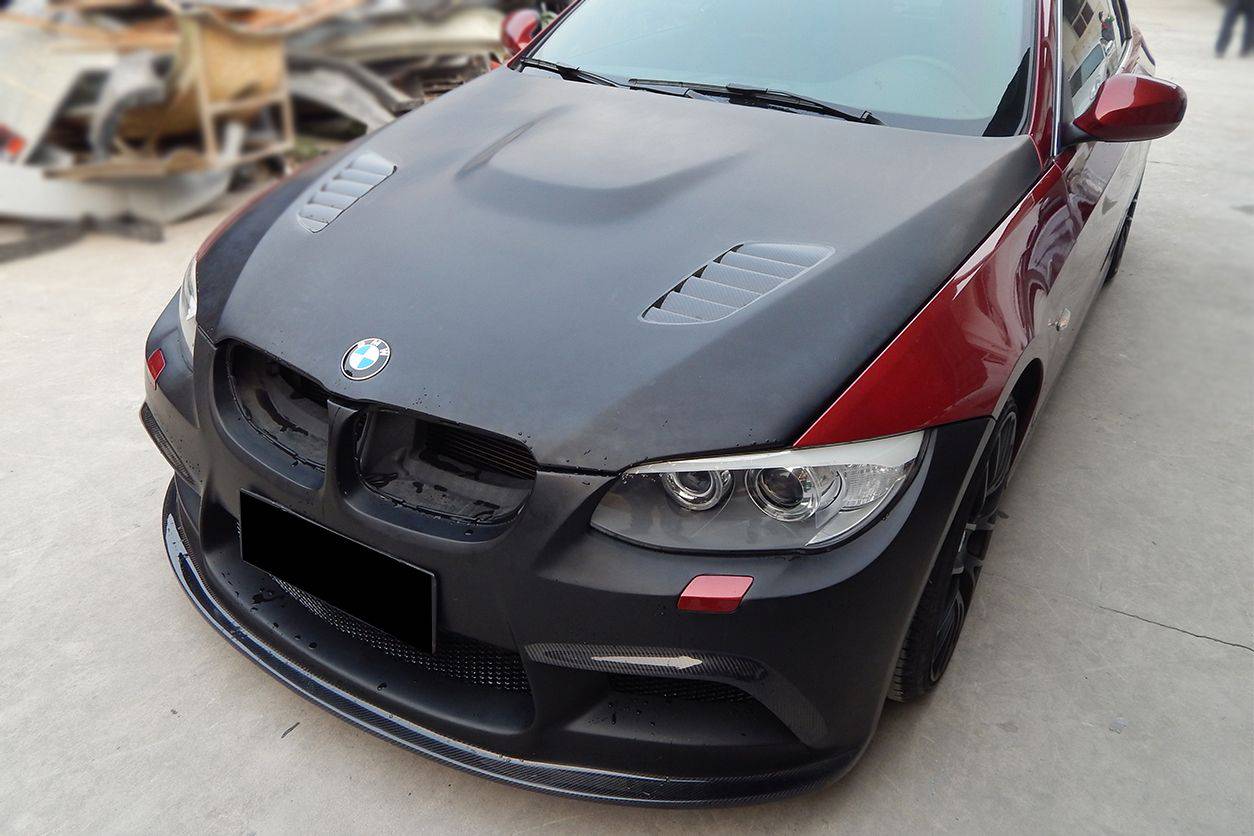 2011-2013 BMW 3 Series E93 LCI VRS Style Hood - Carbonado