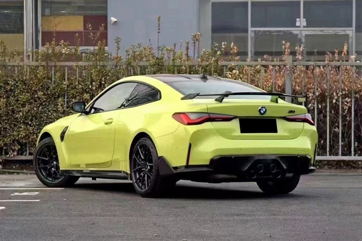 2021-UP BMW M4 G82/G83 MP Style Dry Carbon Fiber Middle Rear Lip w/ Caps - Carbonado