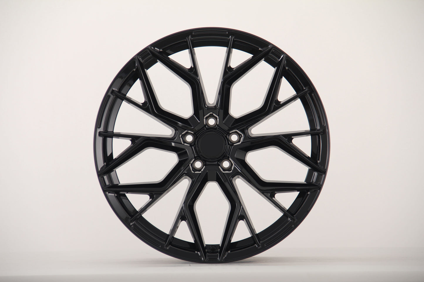 E061 Gloss Black 19x8.5 ET35 5.114 - Square Set (4 Wheels)