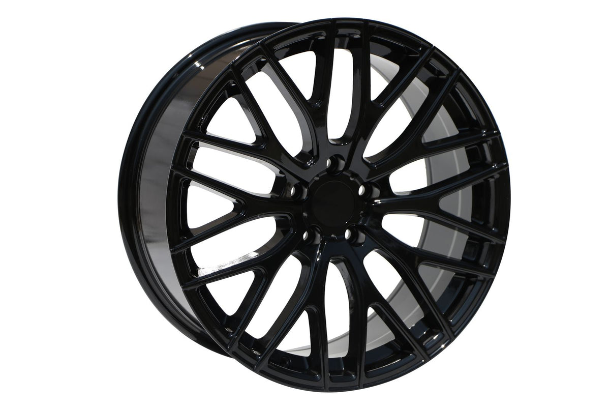 E008 Gloss Black 19x8.5 ET35 5x114.3 - Square Set (4 Wheels)