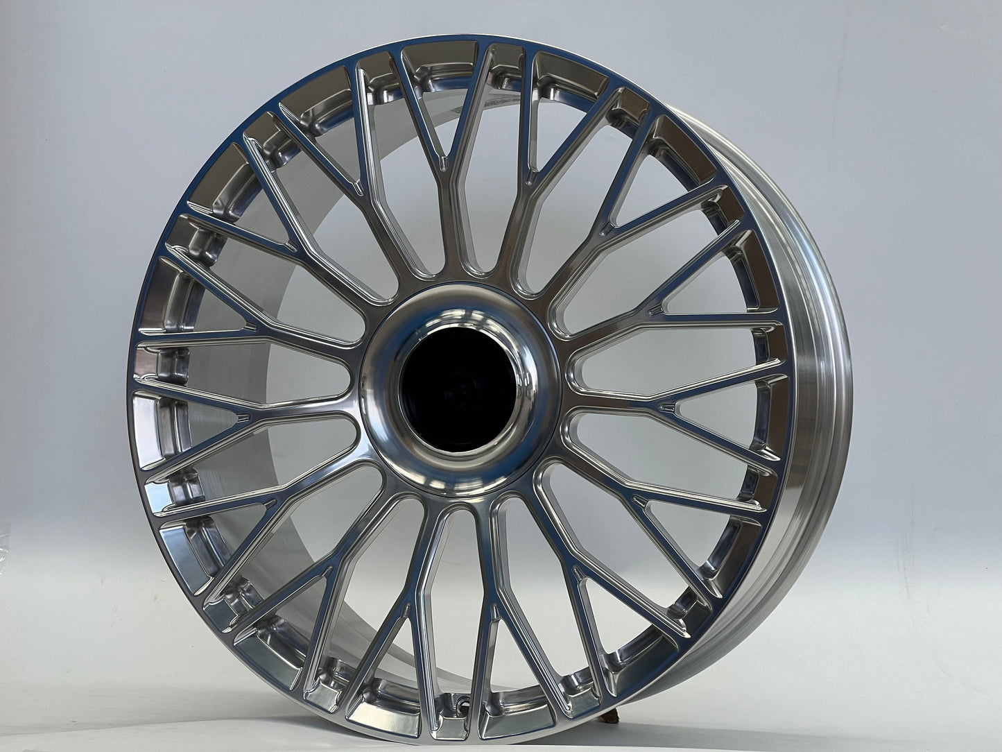 E483 Polished Face 20in Staggered Set 9.0 ET25 / 10.0 ET35 5.112.120 (4 Wheels)