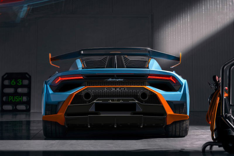 2021-UP Lamborghini Huracan STO Dry Carbon Fiber Rear Diffuser - Carbonado
