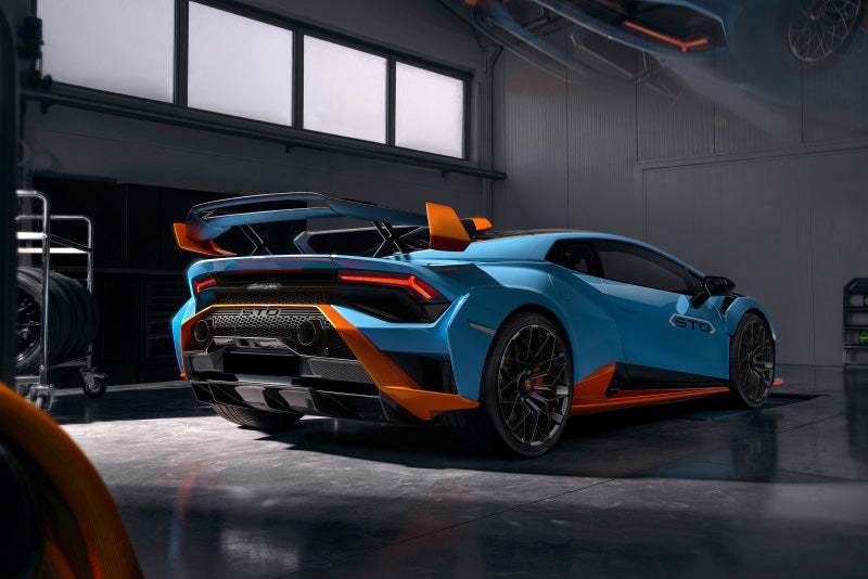 2021-UP Lamborghini Huracan STO Dry Carbon Fiber Rear Diffuser - Carbonado