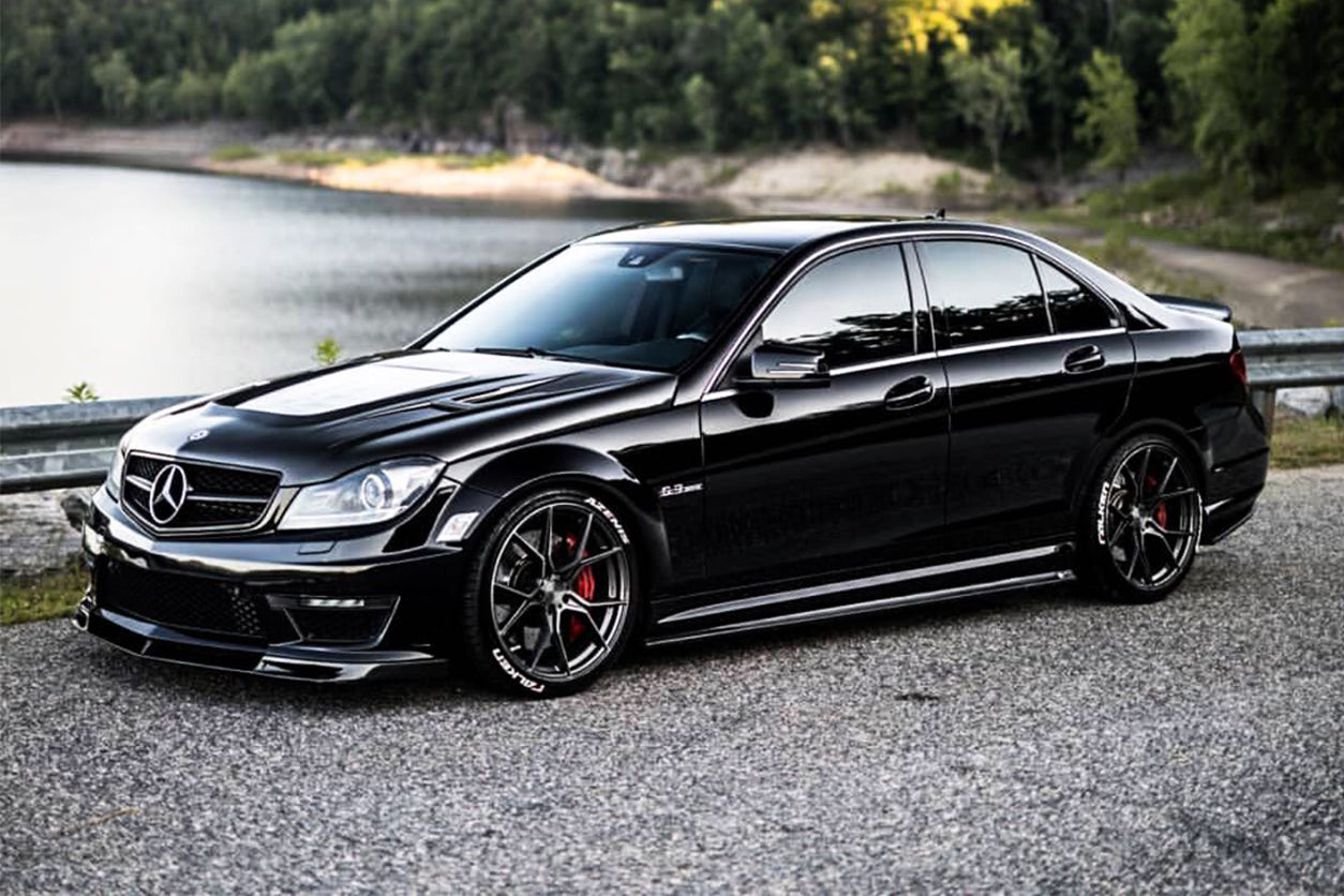 2008-2014 Mercedes Benz W204 C63 AMG RZ Style Carbon Fiber Side Skirts - Carbonado