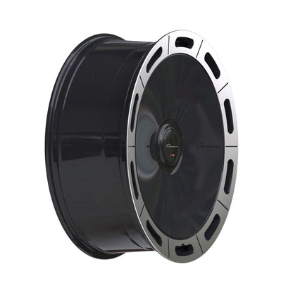 Giovanna AMUR-X machined black wheel detail