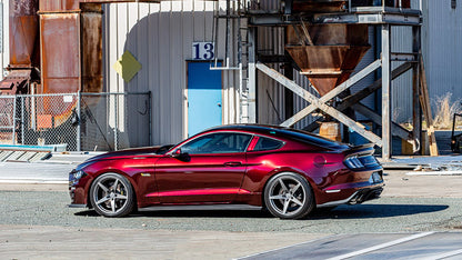 20" Velgen Classic5 V2 Gloss Gunmetal 5x114.3 ( Staggered Set ) ( Set of 4 )