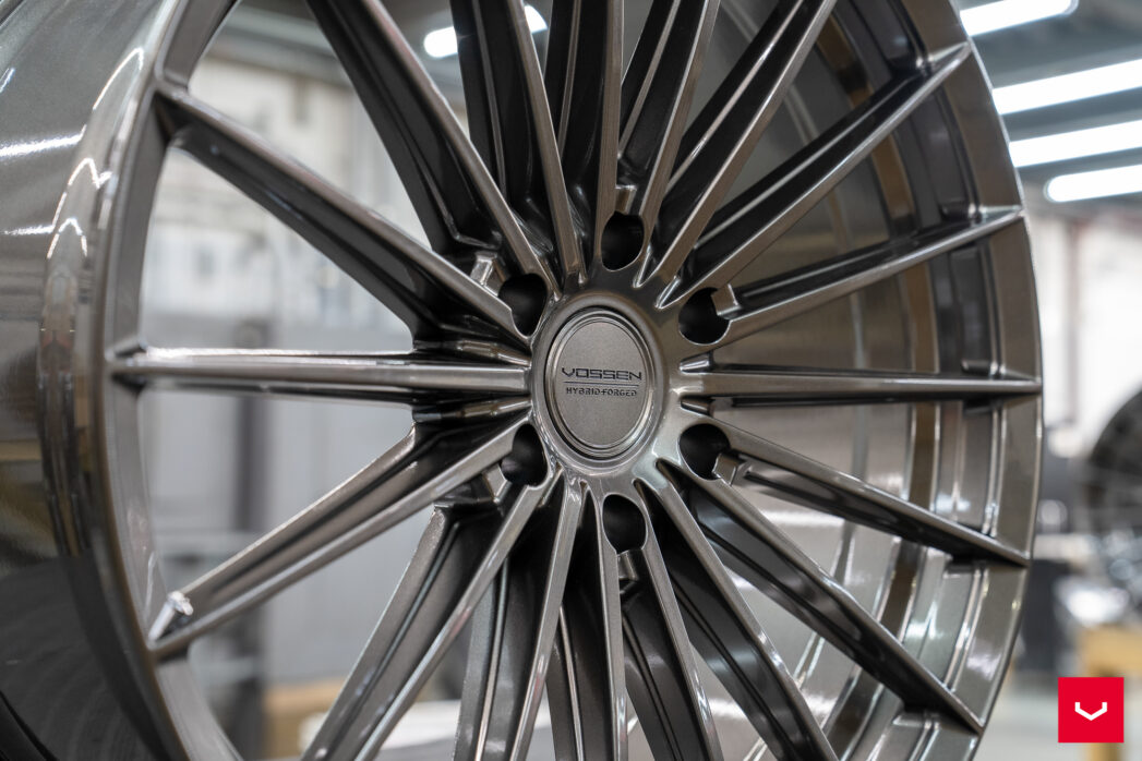 Vossen HFX4 Gloss Gunmetal wheel — gallery photo 2