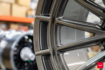 Vossen HFX5 Gloss Gunmetal wheel — gallery photo 3