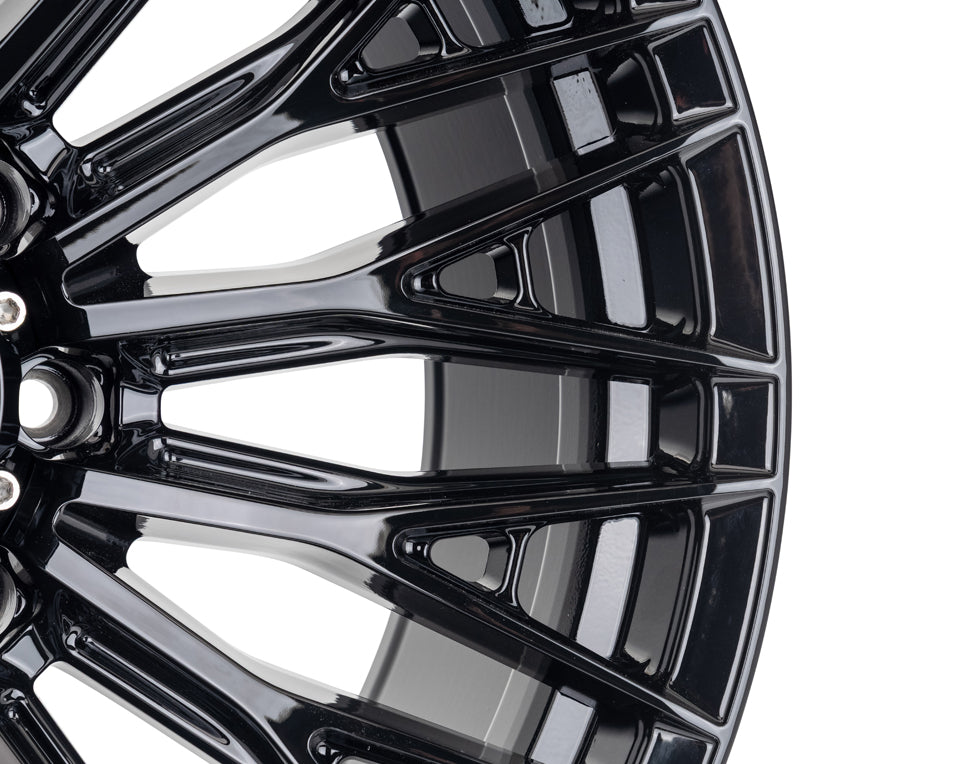 Vossen HFX6 eight-lug Gloss Black detail