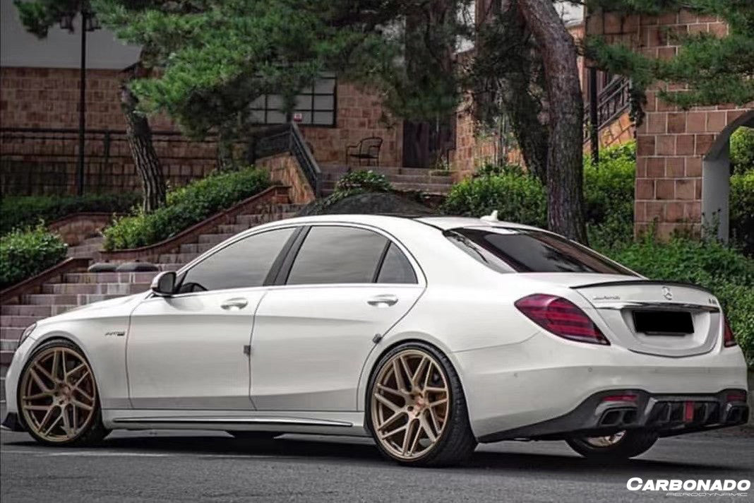 2017-2020 Mercedes Benz S63 W222 Sedan BRS Style Rear Diffuser w/ LED Light and Exhaust Tips - Carbonado