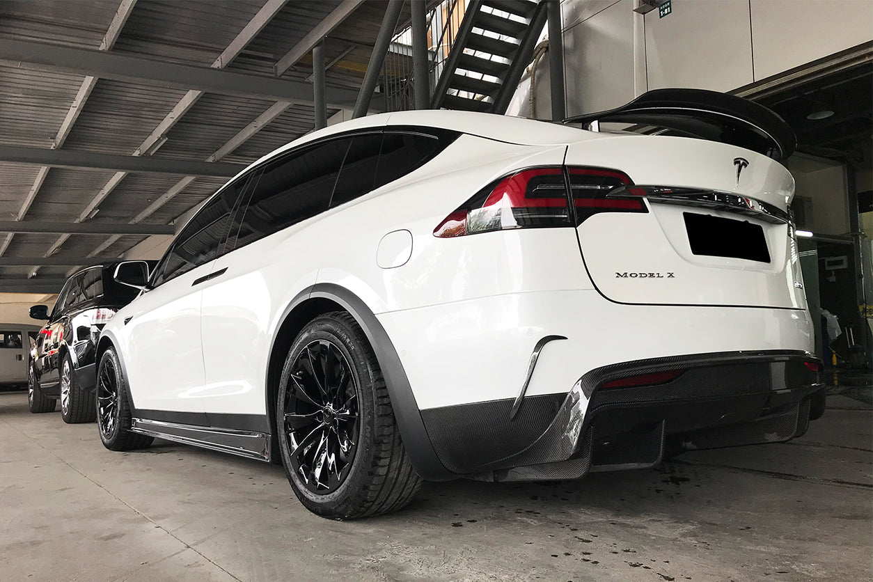 2016-2021 Tesla X SUV RZS Style Carbon Fiber Rear Bumper Canards - Carbonado