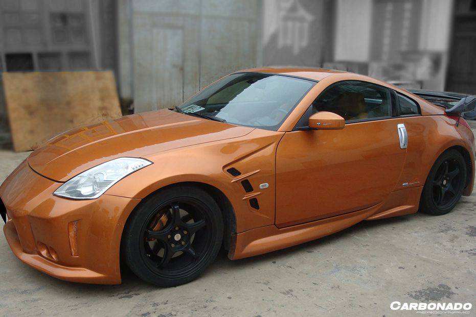2003-2008 Nissan 350Z JP Style Fender - Carbonado